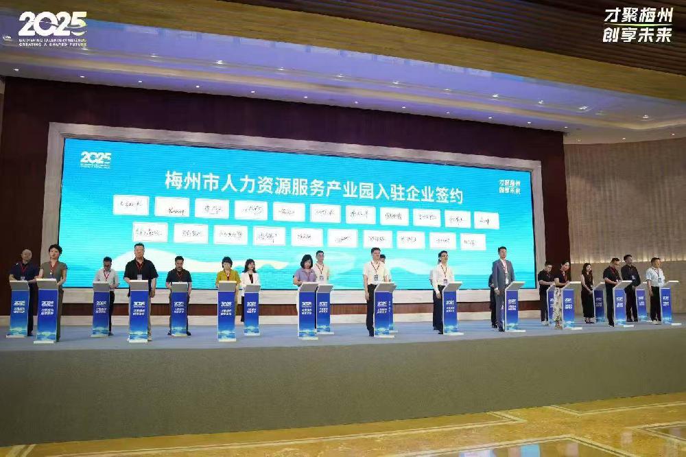 1754011234198806.jpg 92b6ad3bc704cb4885f1deced082710.jpg